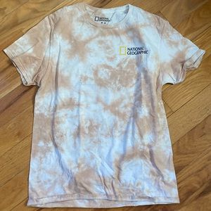 National Geographic. Men’s tee. Medium. Great shape. Brown color